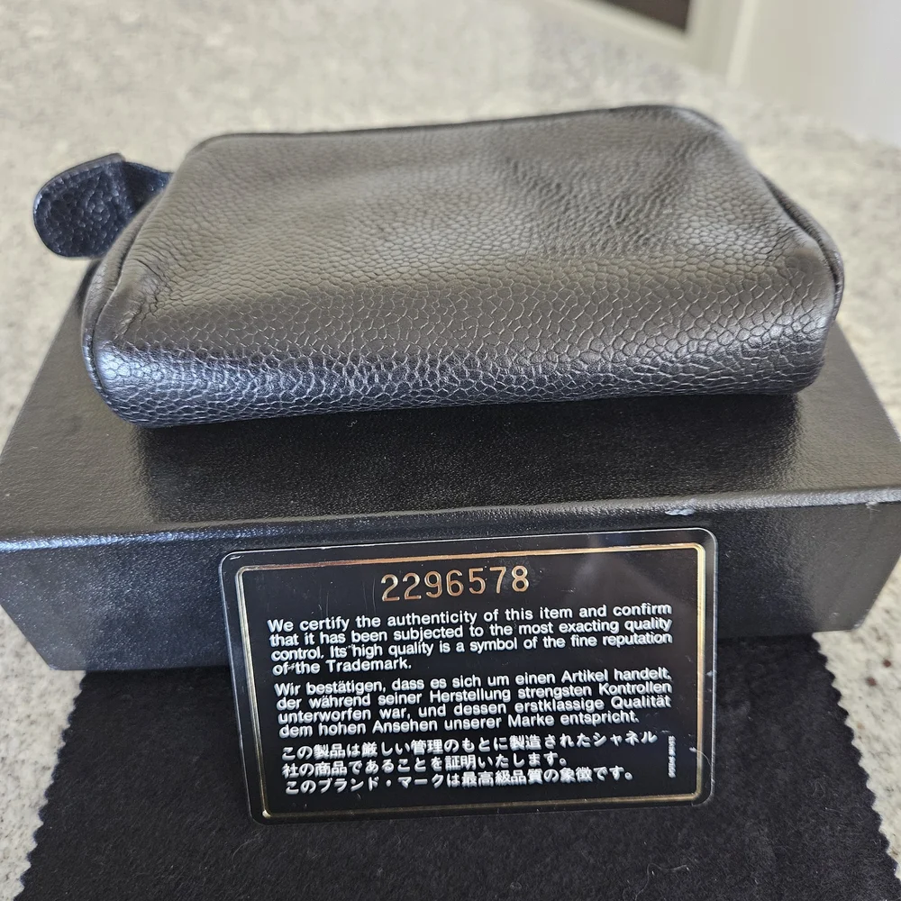 Chanel Black Leather W Zipper Small Wallet Pre Loved . Super Clean - Picture 6 of 11